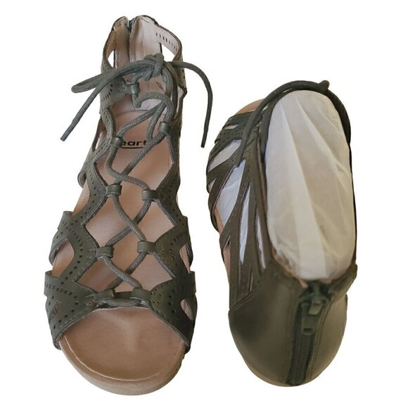 Earth Linden Lehi Green Strappy Sandals, Woman's Leather Sandals - Picture 4 of 6